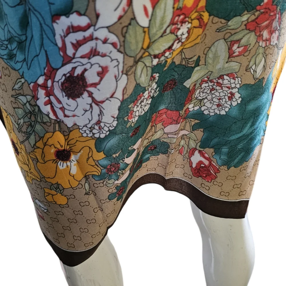 Floral Patterned Kimono - Picture 4 of 4